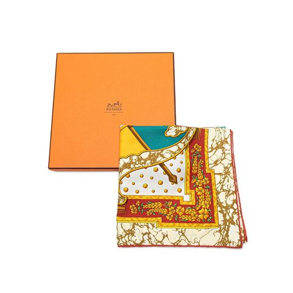 Pre Loved Louis Vuitton Herms Soleil Silk Scarf Multicolor 90cm x 90cm - Picture 6 of 7